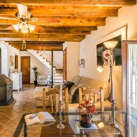 Pet Friendly Home In Hornachuelos With Kitchen Eksteriør bilde