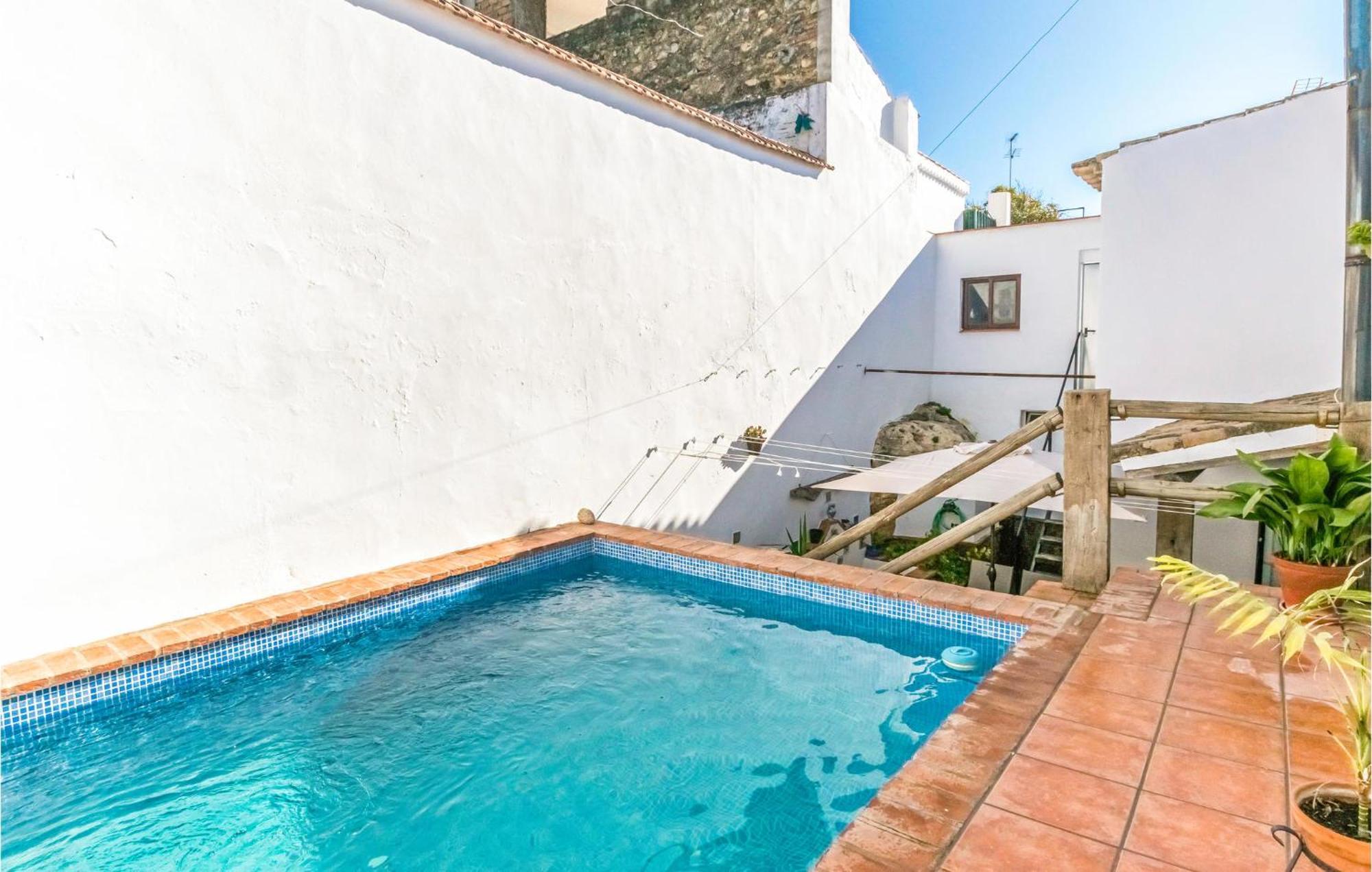 Pet Friendly Home In Hornachuelos With Kitchen Eksteriør bilde