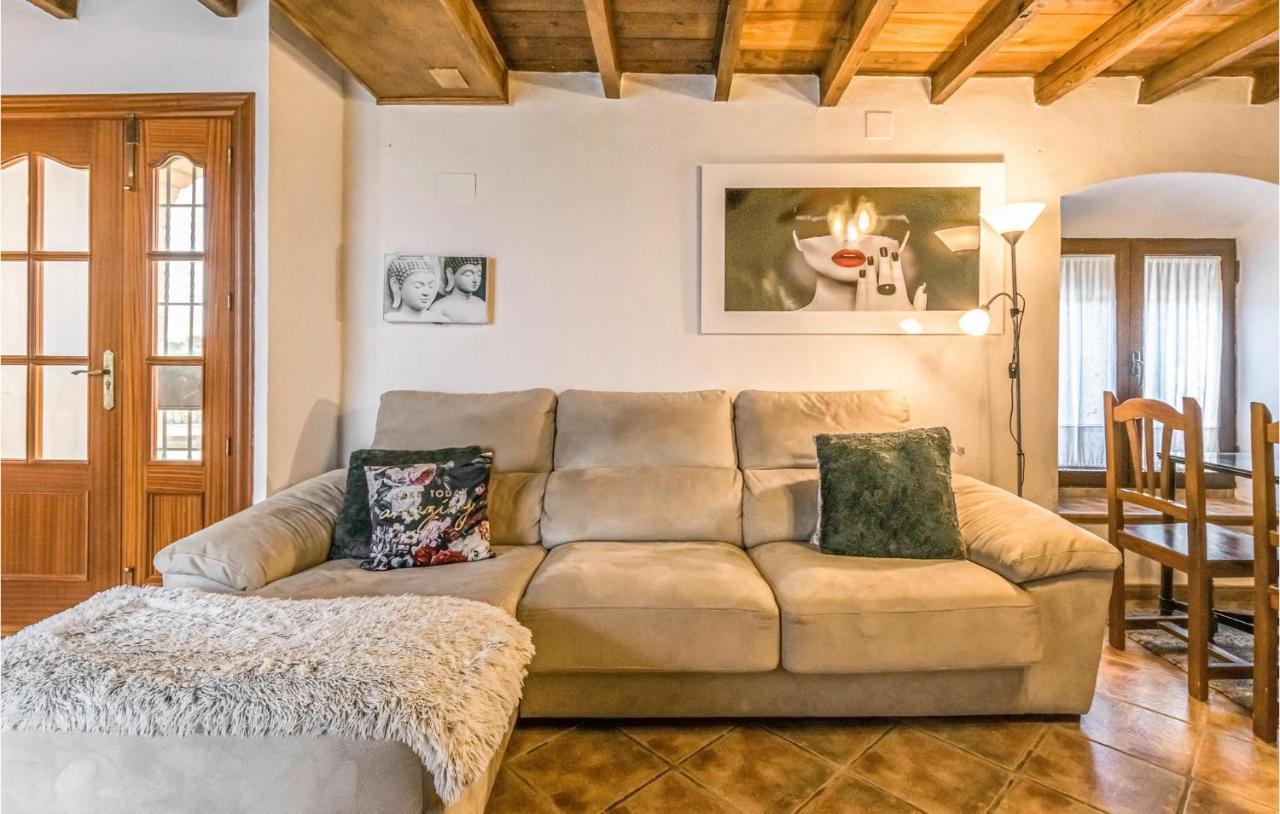 Pet Friendly Home In Hornachuelos With Kitchen Eksteriør bilde